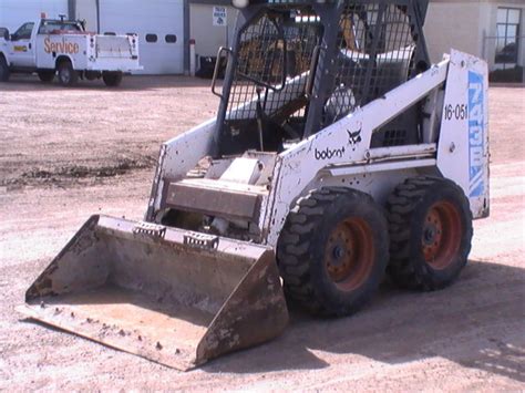 bobcat 743b skid steer specs